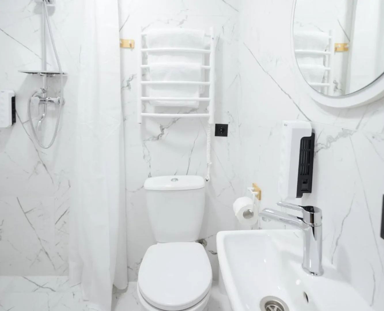 Myfreedom Апартаменти Вул Лаврська 4 Kyiv Apartment